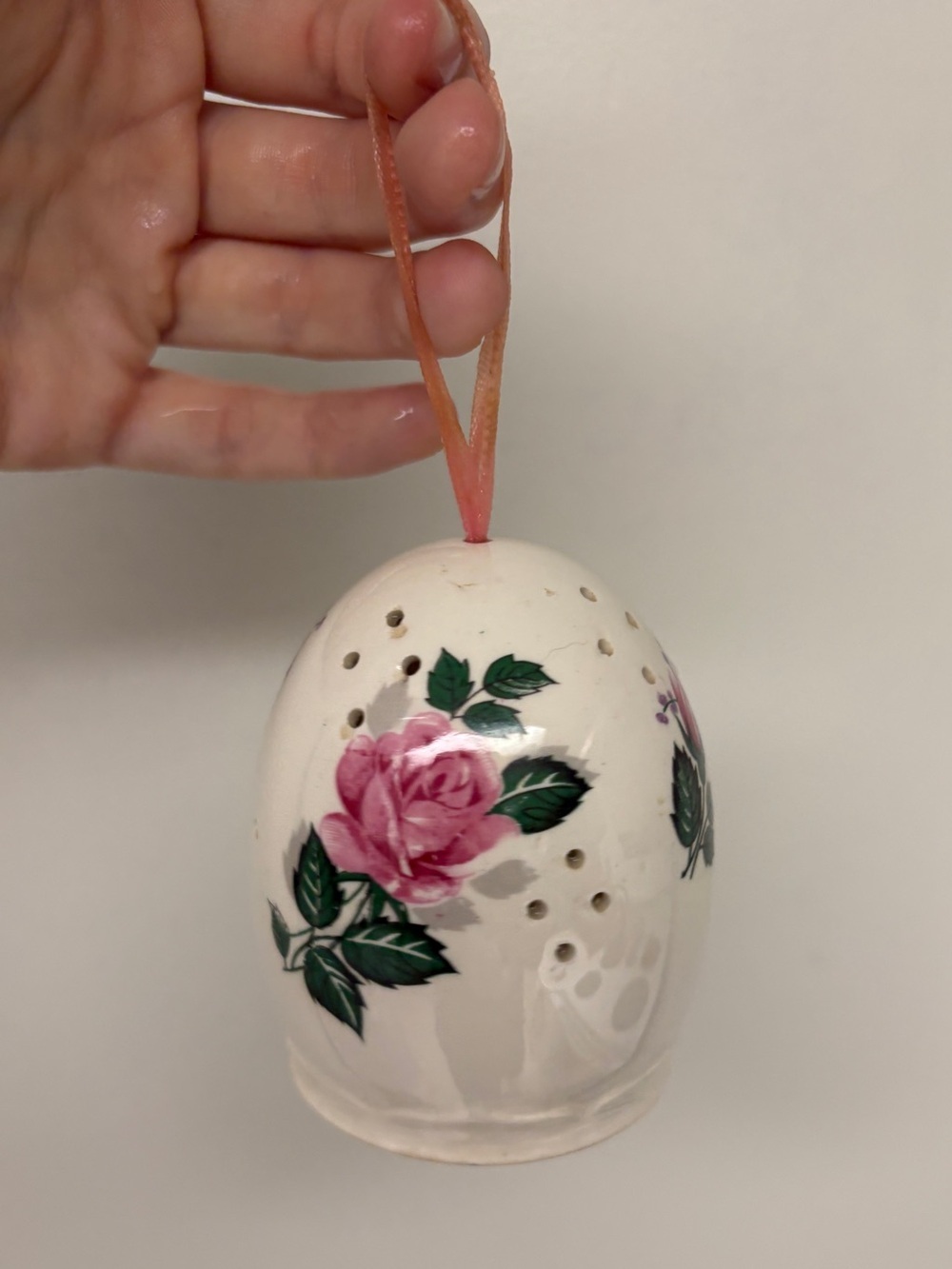 Vintage Pomander / Potpurri Ceramic Egg Hanging Air Freshener